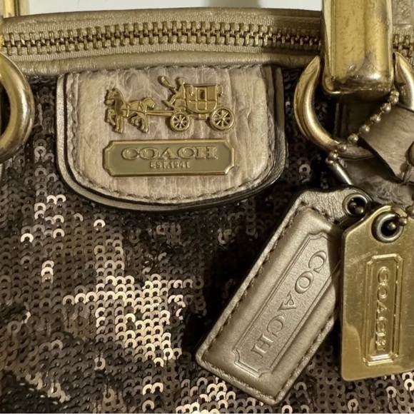 SOLD RARE Beautiful Coach Madison Sophia Sequin Mini Satchel hand bag🔥 - Picture 3 of 8